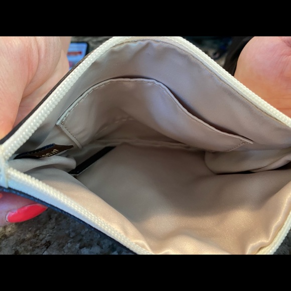 Coach clutch - Picture 2 of 2